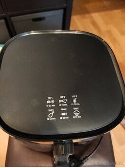 Teplovzdušná fritéza Philips HD 9200