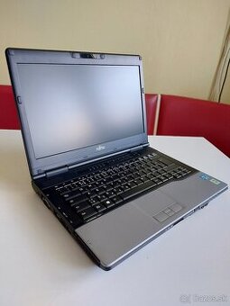 FUJITSU Lifebook S752