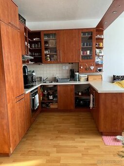 PREDAJ 3 izb. bytu - Rovinka, Železničná, 44m2 + balkón