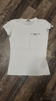 Tommy hilfiger tričko