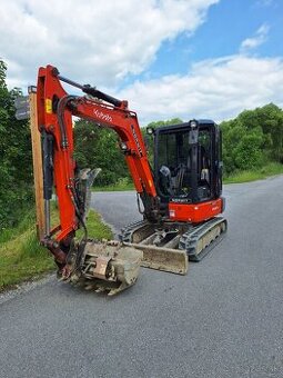 Predám Kubota kx037-4