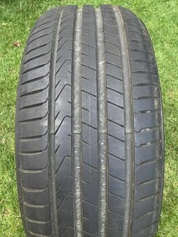 225/40 R19 letne - 1