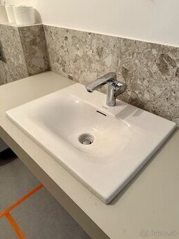 Umývadlo Duravit + batéria Hansgrohe + sifón Flowstar