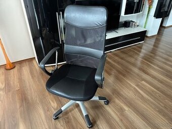 Stolička k PC