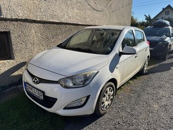 HYUNDAI I20 1.2 62kw 2013 176000km