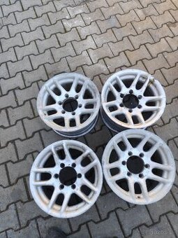 Alu disky R15 6x139,7
