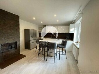 Reality KOMPLEX s.r.o. Vám ponúka rodinný dom s veľkým pozem - 1