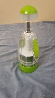 Ručný sekáč orechov