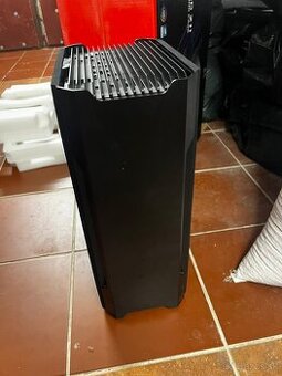 Predám skriňu Phanteks Evolv Shift 1