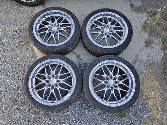 Jedinečné hliníkové disky 4x100r17 s letnými pneu Schumacher