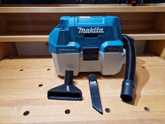 Aku vysávač Makita