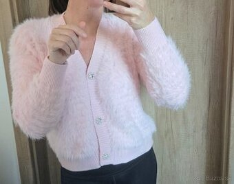 Jemný svetrík veľ. M