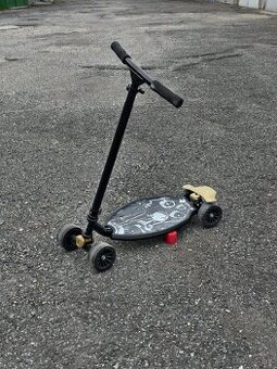 Stvorkolesova kolobezka Oxelo