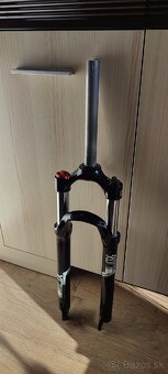 Predám novú odpruženú vidlu Suntour XCM 30