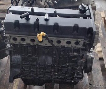 Hyundai Terracan 2.9 CRdi 2003 predám MOTOR J3, DVERE