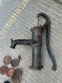 Predám ručnú pumpu.