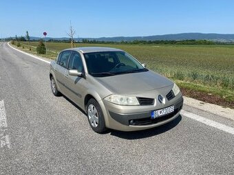RENAULT MEGANE 1.4i 16V