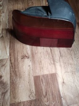 Bmw 3 E39 zadné svetlo ,servo riadenie,napravnica