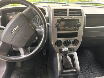 Predám Jeep Patriot 2,0 CRD 4 x 4