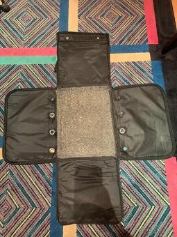 Cestovná “krabica” pre zviera do auta