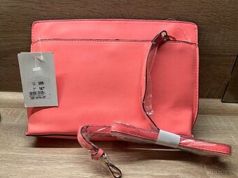 Nova listova kabelka koralovoruzovej farby