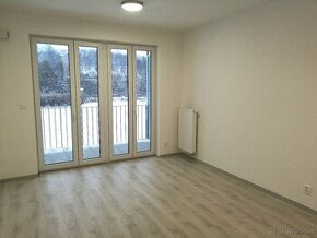 1 izbový byt Kysucké Nové Mesto - 1