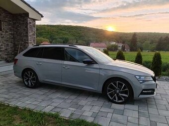 R 19 Vega orig..Škoda