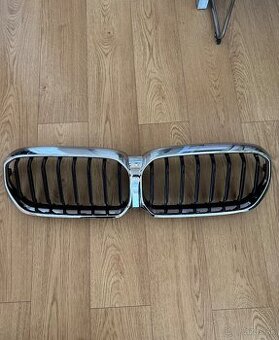 Bmw Mriežka g30 lci