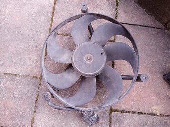 Ventilátor chladenia motora Golf 4 Ø: 345 mm, 250, 60W