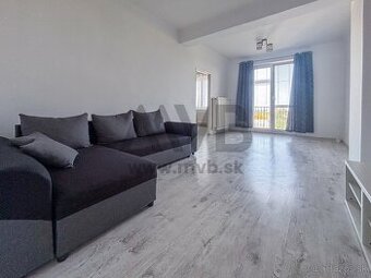 Prenajmem priestranný 2-izbový byt s balkónom v centre mesta