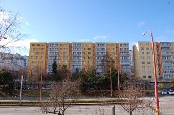 Garáž BA - Karloveská ul