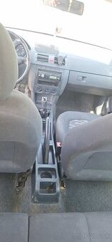 Skoda fabia 1.2 htp r. 2004 - audi A4 1.9 96 kw