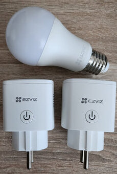 Wifi smart zásuvky + RGB žiarovka