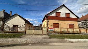 MAĎARSKO - SZENDRO PEKNÝ 6 IZBOVÝ RODINNÝ DOM S VEDĽAJŠÍMI H
