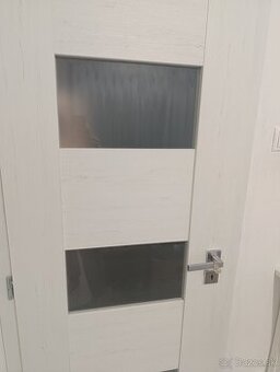 Predám  obložkove dvere  60 ľavé