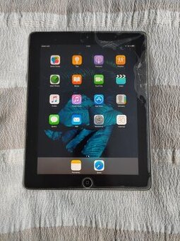 Predám Ipad starší typ vid foto prasknutý ale plne funkčný j