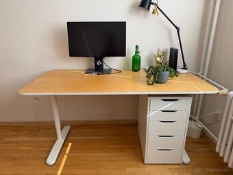 Kancelársky stôl IKEA BEKANT