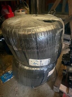 Predam uplne nove Matador Nordica 215/55 R16