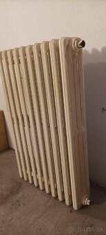 Liatinový radiátor