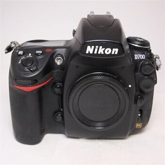 Nikon D700