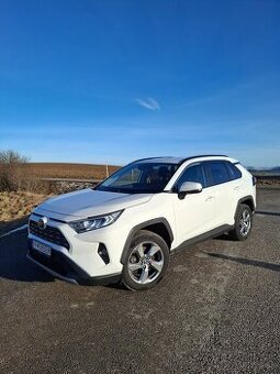 Toyota RAV4 COMFORT 2.0 Benzín 4x4 automat 33 000km