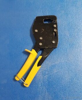 Kliešte na profily SDK