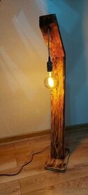 Lampa z dreva - 1