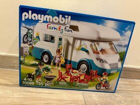 Playmobil 70088 Rodinný karavan - 1
