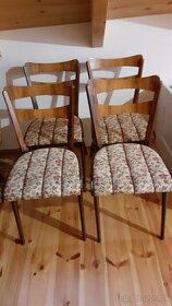 Staré stoličky