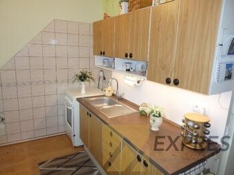 RK EXPRES - na predaj 3 izbový byt v Handlovej.