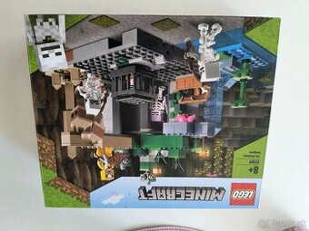 Lego Minecraft -JaskiJaskyňa kostlivcov
