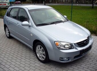 Predám auto Kia Cerato - porucha, treba ju opraviť - 1