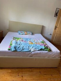 Darujem manželskú postel 180x200