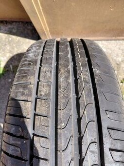 1ks letna Pirelli 215/55R17 - nova